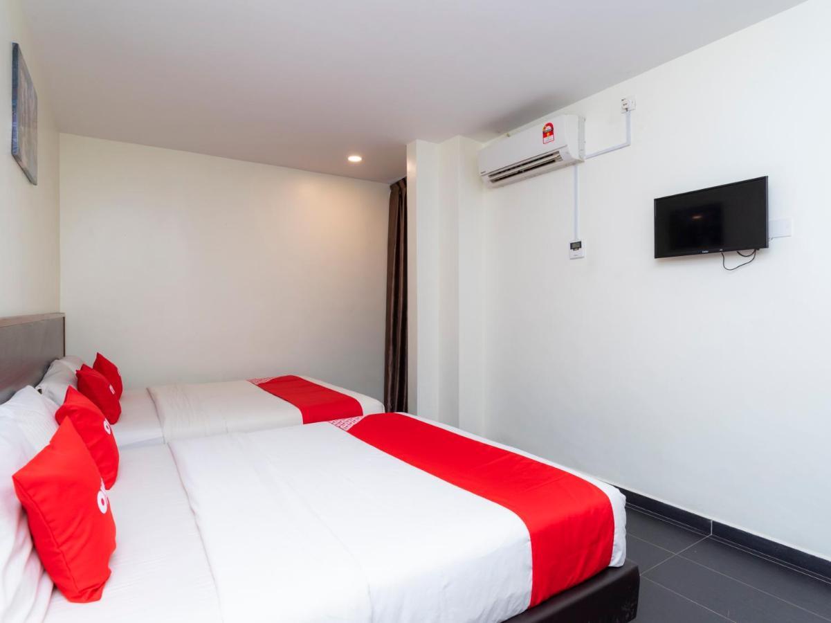 OYO 44095 Bluewater Hotel  Mersing Exterior foto