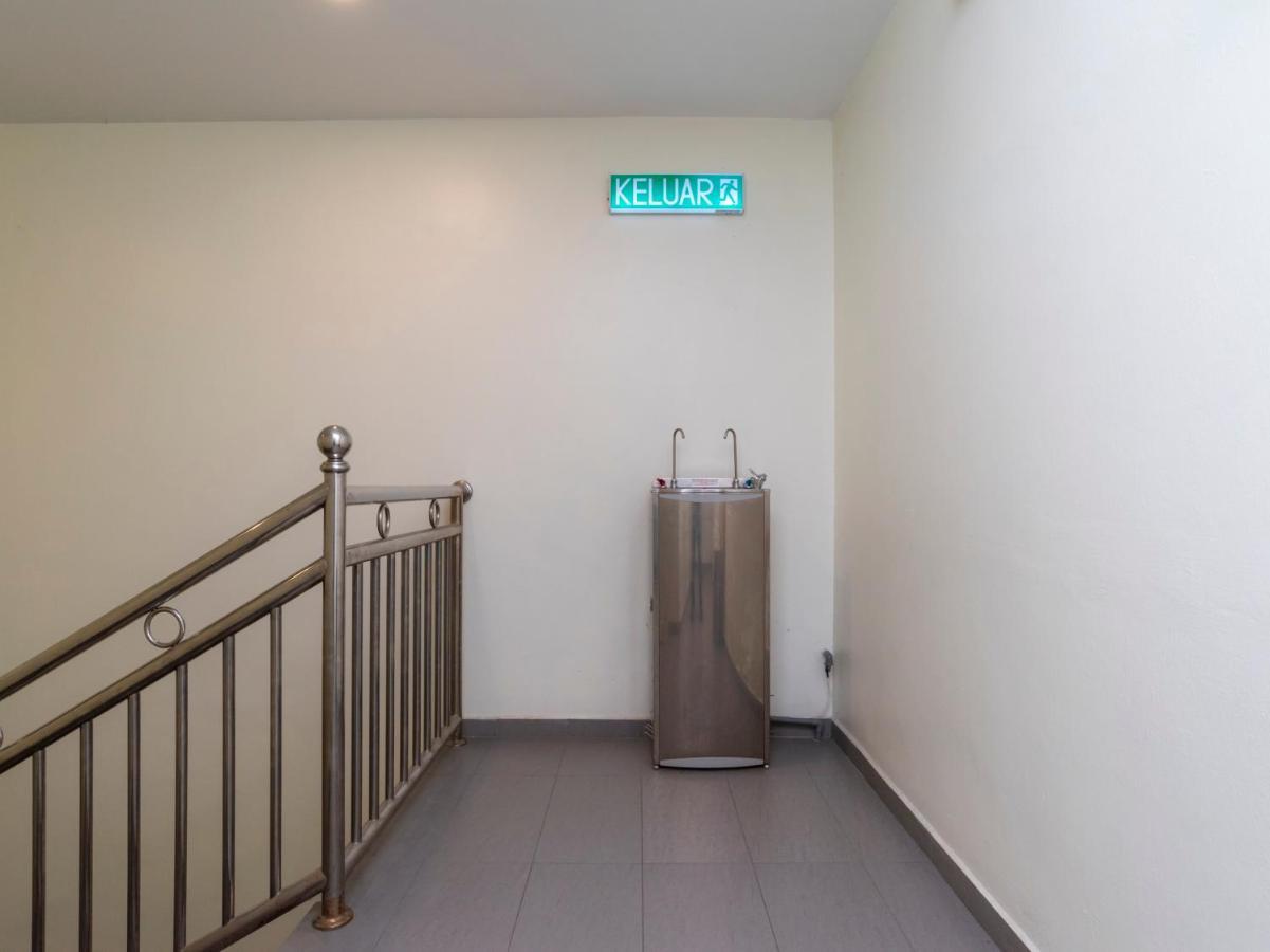 OYO 44095 Bluewater Hotel  Mersing Exterior foto